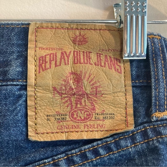 REPLAY Sz 28 Reg  Side Strip Button Fly Mid Wash High Rise Jeans - Picture 14 of 14